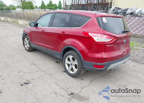 2015 Ford Escape Se из США, поврежденный, VIN 1FMCU9G9XFUB77159